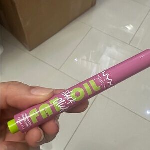 Giveaway - NYX Fat Oil Slick Click- DM Me 7